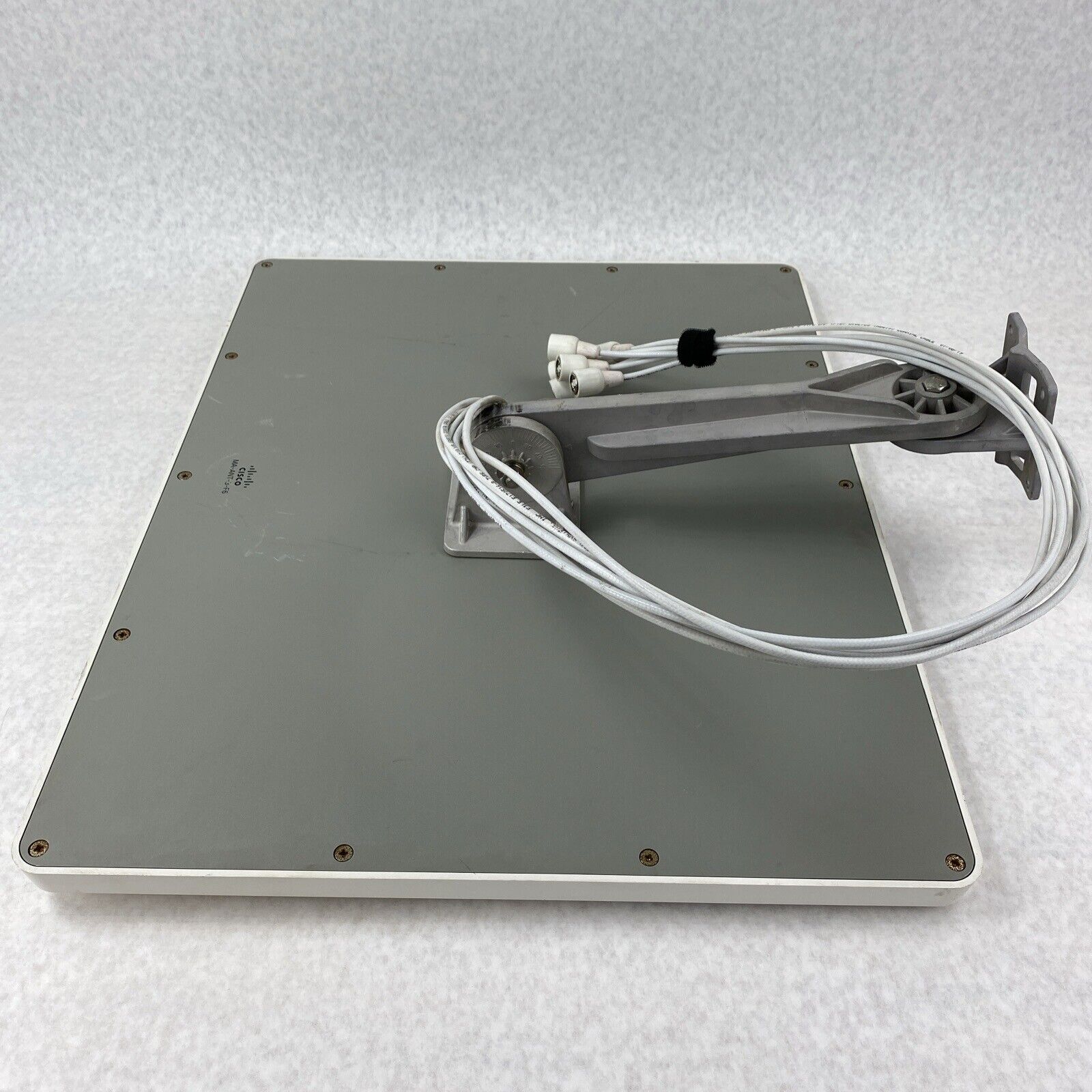 Cisco Meraki MA-ANT-3-F6 Indoor Narrow Patch Antenna w/ Mount