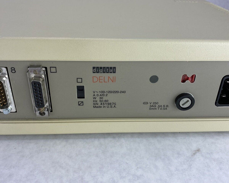 Digital DELNI-AA 8-Port Network Hub w/DECXM-M.C01 Transceiver + Misc. Cables