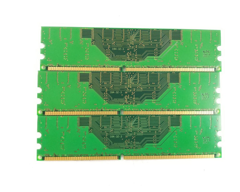 Lot of (3) Infineon HYD64D32300HU-5-C 256MB DDR 400 CL3 PC3200U-30330-A0