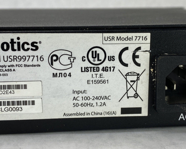 USRobotics USR997716 Gigabit 10/100/1000Mbps Ethernet 16 Port Switch Black