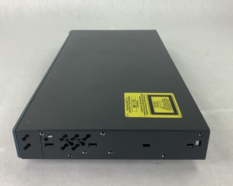 Cisco WS-C2960-24TC-L 24-Port Ethernet Managed Switch
