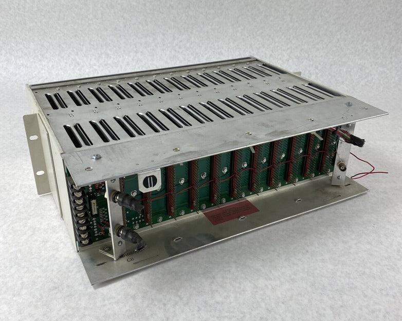 Motorola STARPLEX Direct-To-Line Multiplex System Cabinet MHN6056A