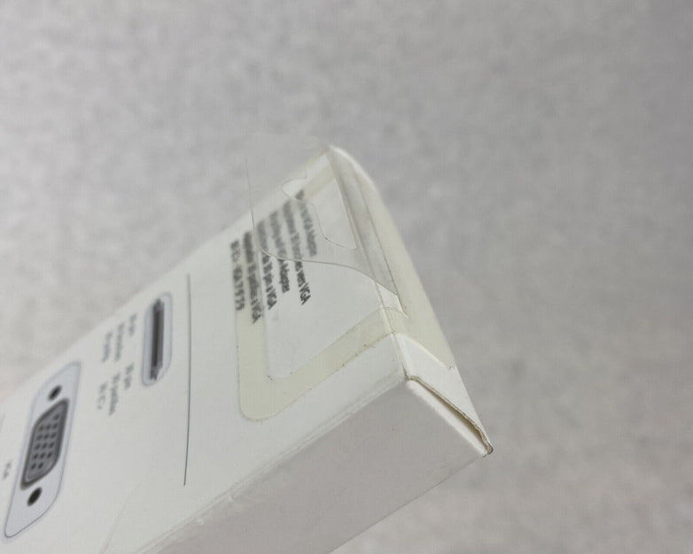 Genuine Apple A1368 MC552ZM/B 30 Pin To VGA Adapter NOS