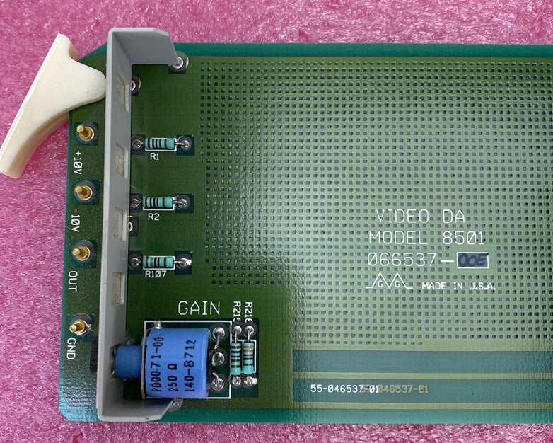 Grass Valley Group 8500 series with 8x model 8501 video DA boards