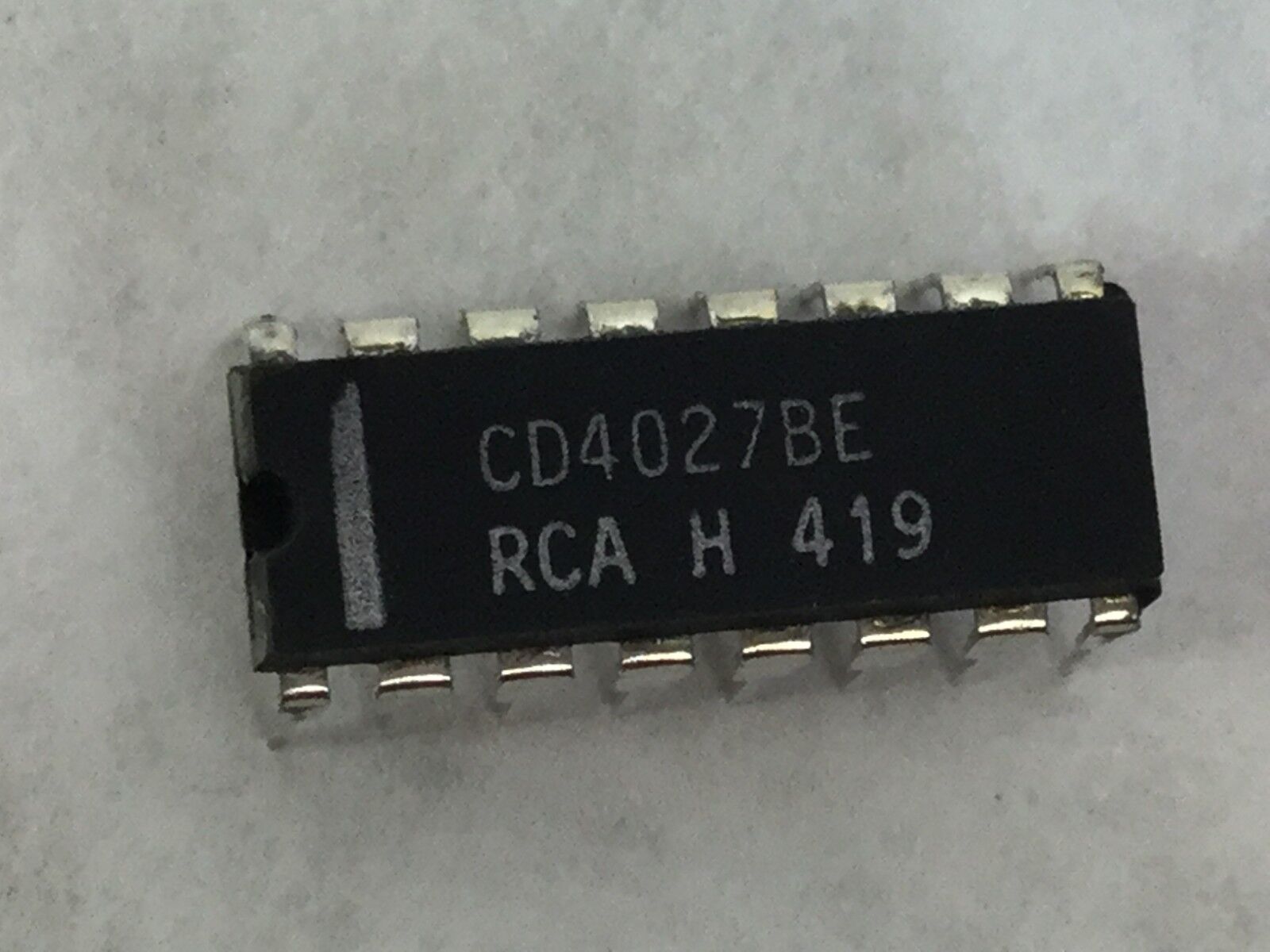 Genuine RCA CD4027BE  Integrated Circuit  16 Pin  Lot of 25