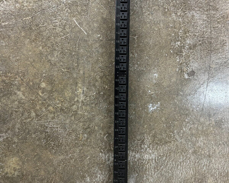 APC AP7862 Metered Server Rack PDU 120/208V 16A 42 Outlets