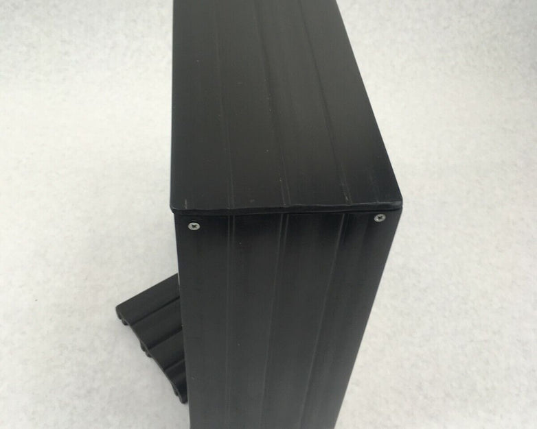 Vintage ME Quartz Table Top Black Plastic Clock