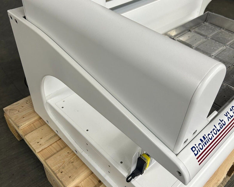 SPT LabTech BioMicroLab XL100 Microplate Tube Vial Liquid Handler