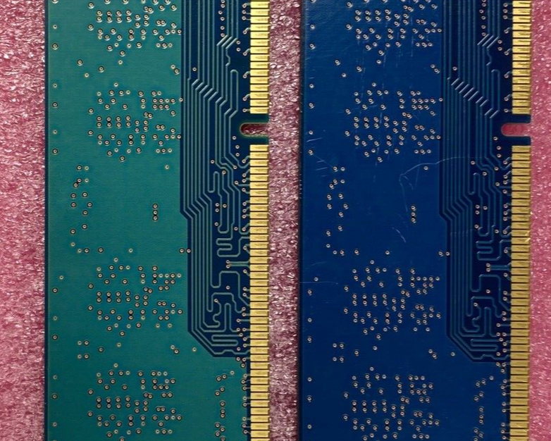 Lot( 2 ) 2GB Hynix HMT325U6BFR8C-H9 PC3-10600U UBDIMM 1333MHz DDR3 SDRAM
