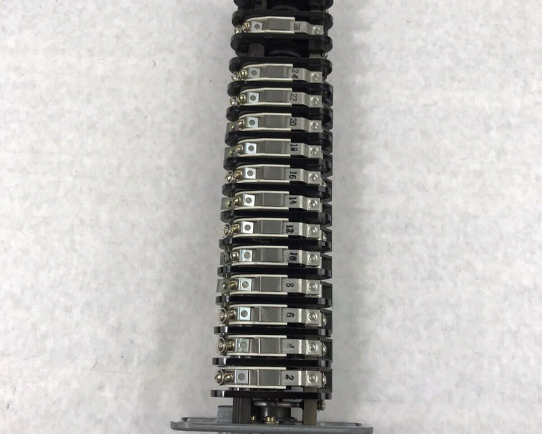 General Electric Rotary Switch Type SB-1 357A3000 16SB1MB3A46LUM4Y