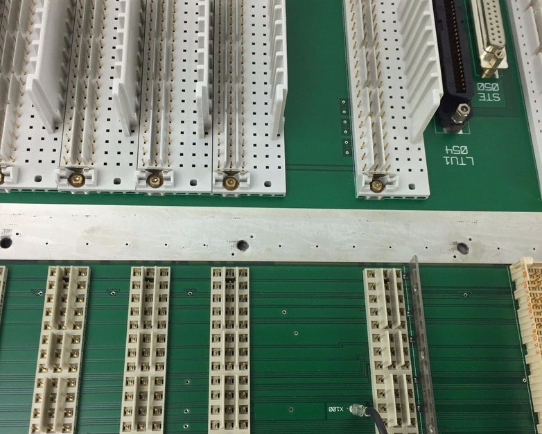 Siemens Hipath AP S30804-Q5354-X-100-4 W30804-q5354-88-1 Telecom Expansion Board