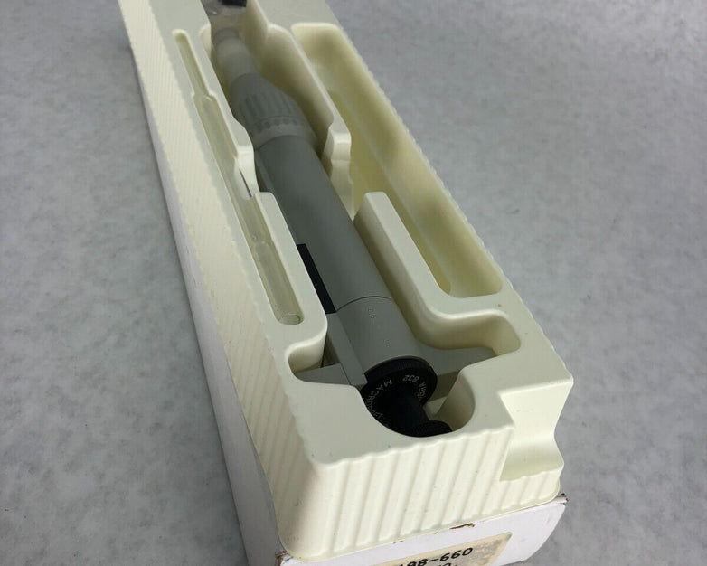 VWR 53498-660 CALIBRA .2-2 832 Model 832.02 Micropipette