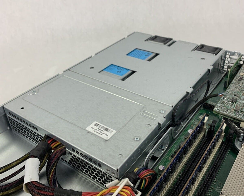 HP StoreEasy 1430 SATA Storage Server i3-3220T 2.8 Ghz 8 GB Ram No HDD & OS