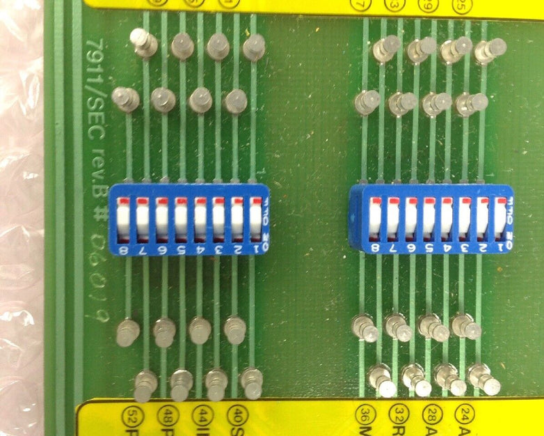 Ace P 2VO 311 Circuit Board 7911/SEC Rev B 06019 Connector Amp 530384-9 8049