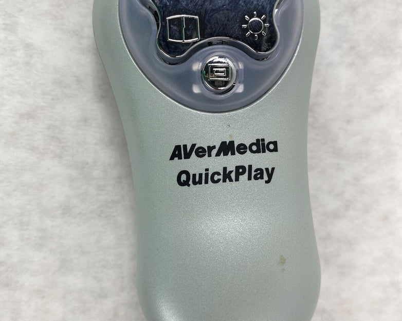 AVerMedia QuickPlay PC VGA Dsub to TV S-Video RCA Converter UNTESTED