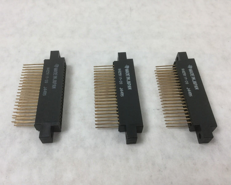 Texas H425111-20 Connector Receptacle, (Lot of 3)