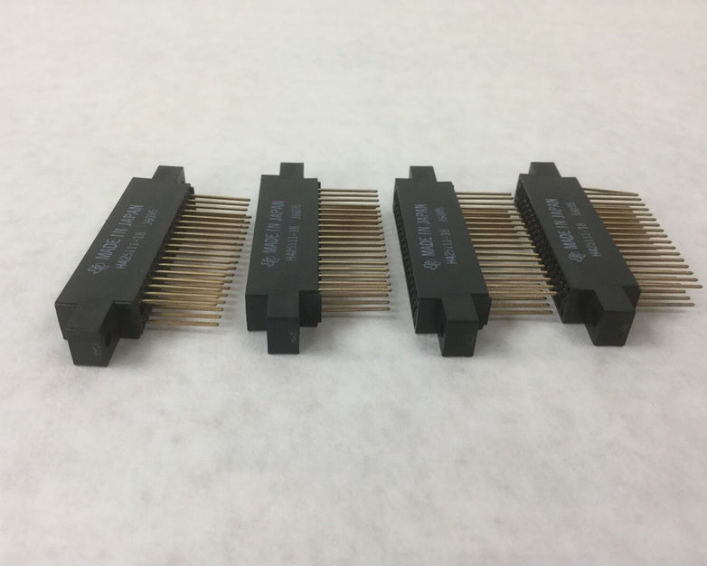 Texas H425111-18 (J6095) Connector Receptacle, (Lot of 4)