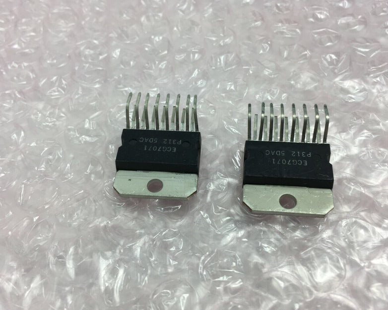 Sylvania ECG7071 Integrated Circuits Lot of 2 NOS