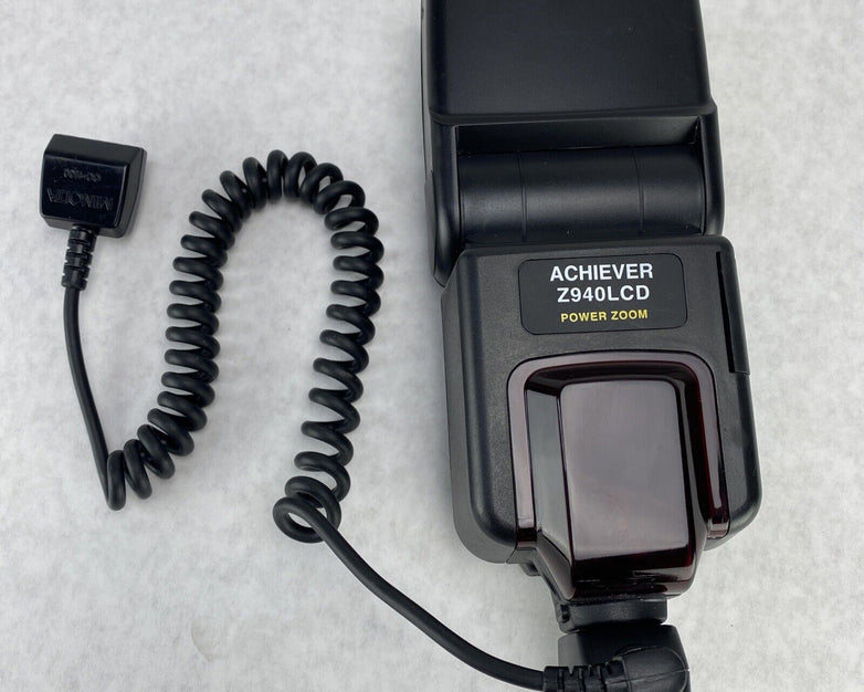 Achiever Z940LCD Auto Focus Flash Hikon/Canon UNTESTED