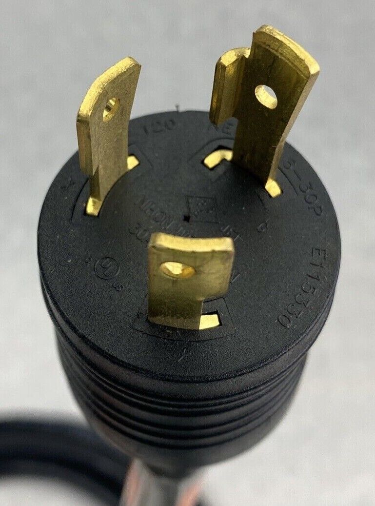 250V 30A 13ft E115330 NEMA L6-30P plug to 2P3W SCM330C6S pin sleeve connector