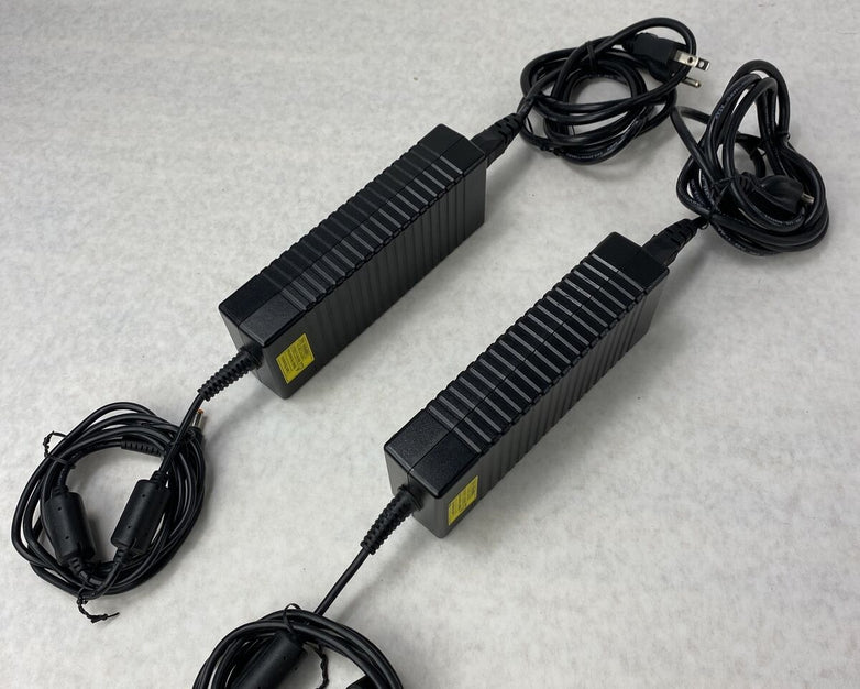 Lot of 2 Delta AD-135FB AC Adapter Charger 60Hz 19V 7.1A