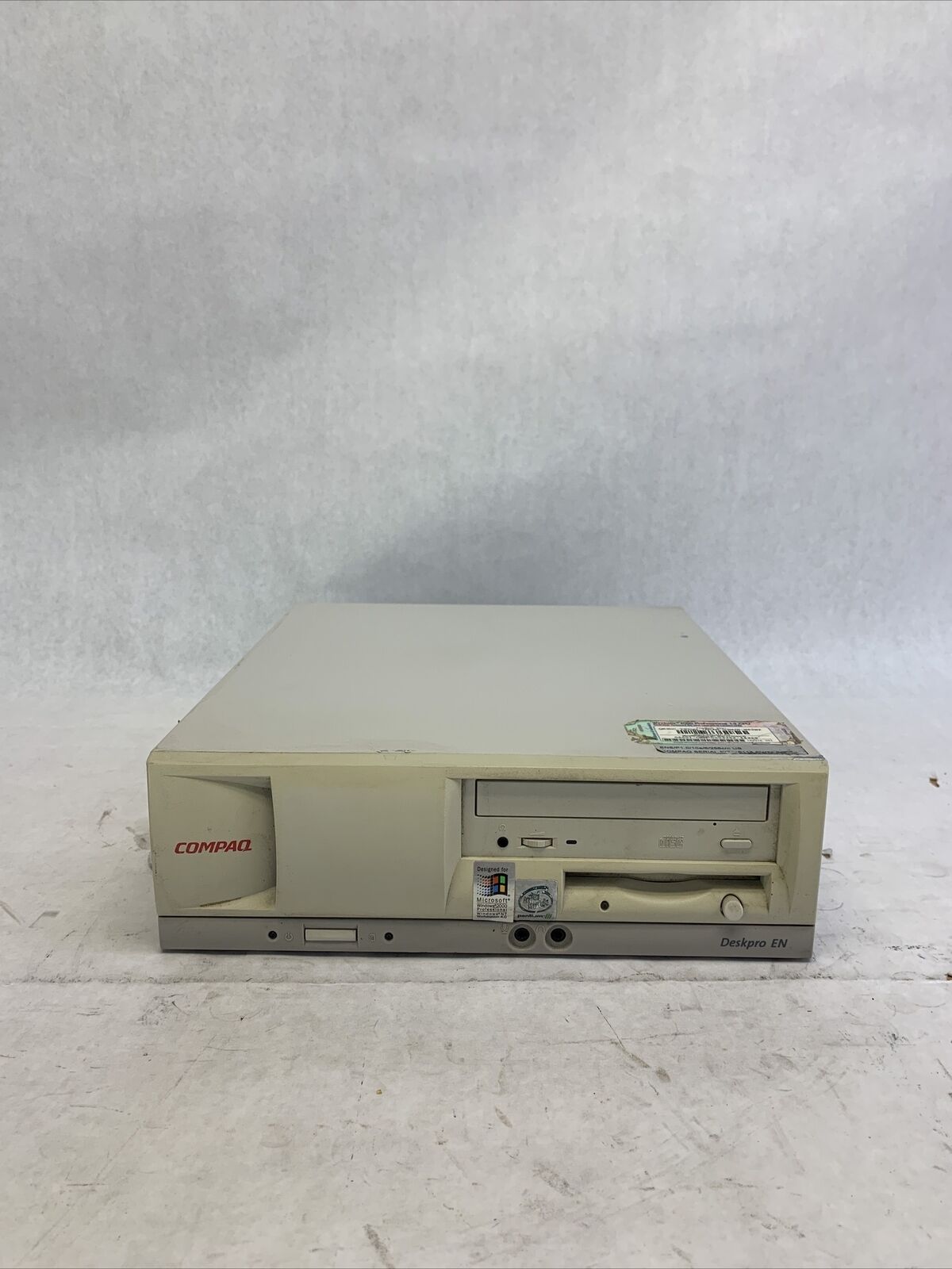 Compaq DeskPro EN Intel Pentium III 1GHz 256MB RAM No HDD No OS