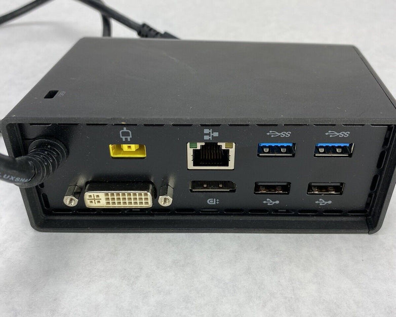 Lot of 10 Lenovo ThinkPad OneLink Docks Model DU9033S1