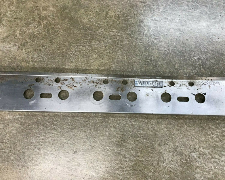 Vulcan Char-broiler Grill Cast-Iron Gas VACB72N-21 Front Panel 73"