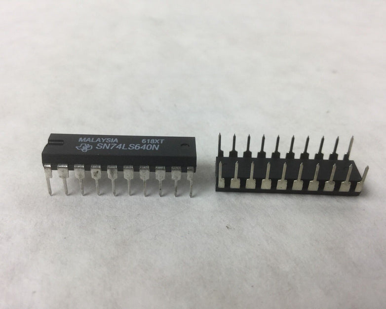 TEXAS SN74LS640N, IC BUS TRANSCEIVER 8BIT 20 DIP, Lot of 2