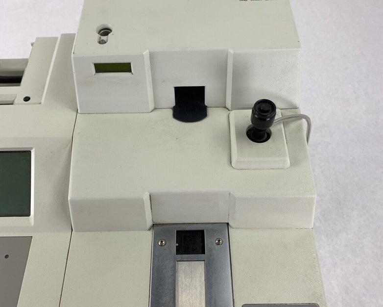 IDEXX Vet Test 8008 Veterinary Chemistry Analyzer For Parts and Repair