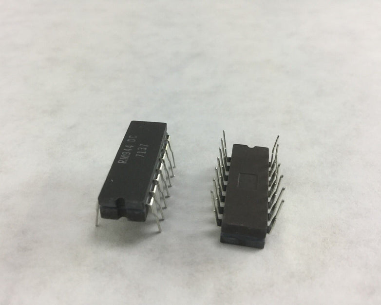 RM944 DC (7137) 14 Pin, Lot of 12, NEW
