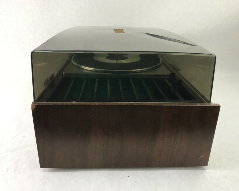 RCA VM6025W Stereo 8 Track Radio Turntable Record Player