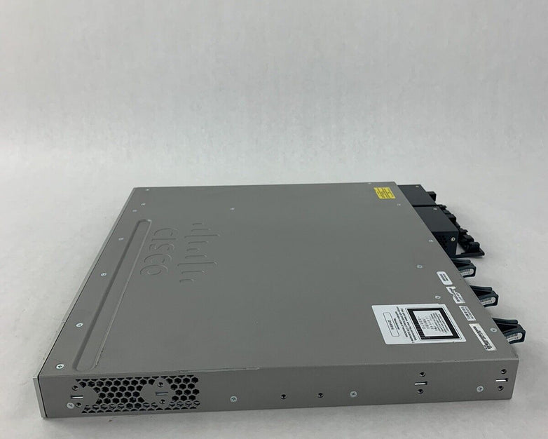 Cisco Catalyst WS-C3850-48PW-S 48 Port Ethernet Switch W/ C3850-NM-4-1G Module