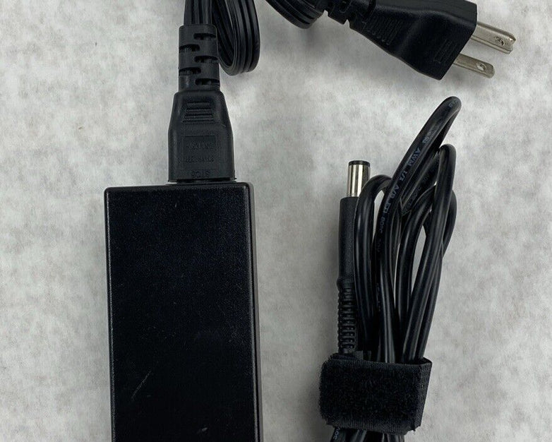 Lot( 5 ) HP 608425-004 65W 18.5V 3.35A AC Power Supply Adapters with 7.4mm Tip