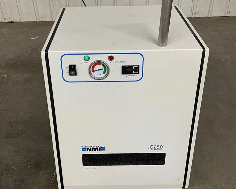 Newport Medical C250 Air Compressor C250-110/120V-R, 39.5 Hours, NMI