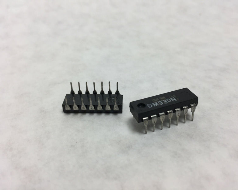 (6) DM930N Integrated Circuits Lot of 6