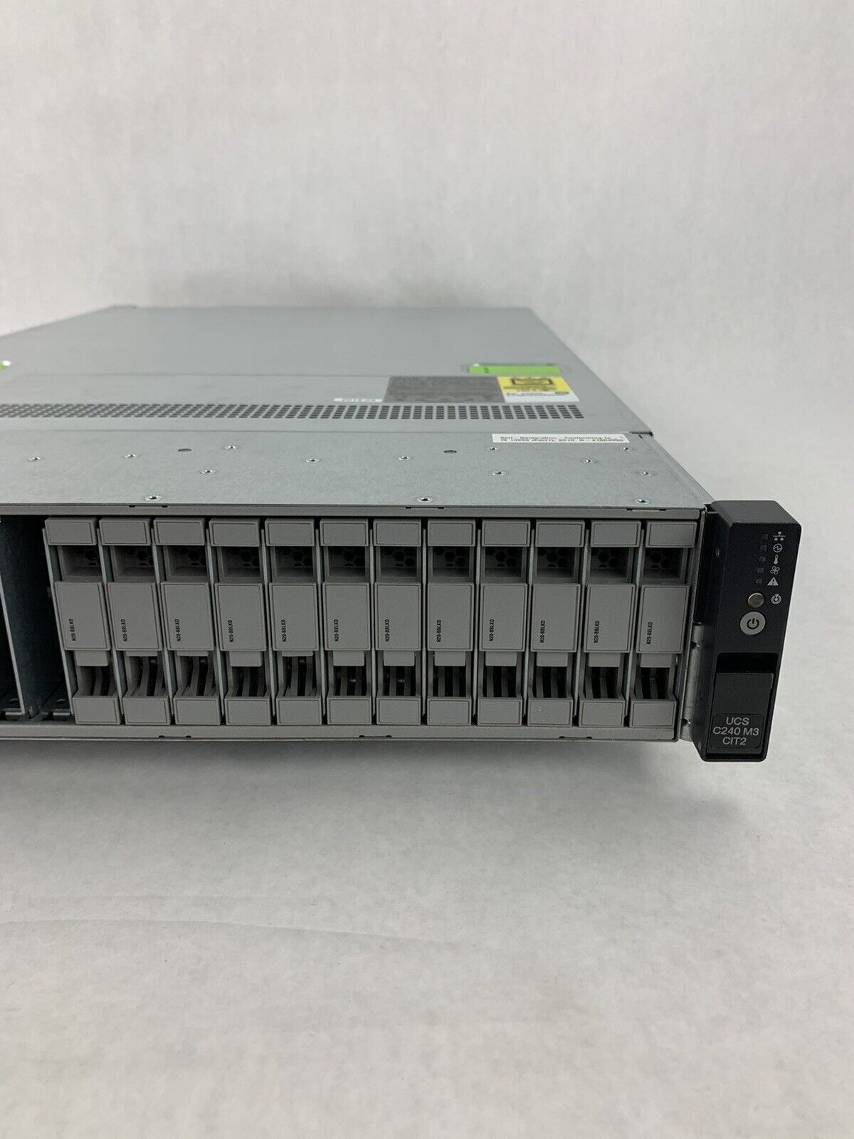 Cisco UCSC-C240-M3 Rack Server, 2 Xeon E5-2640, 2.25 GHz, 64G ram, TESTED