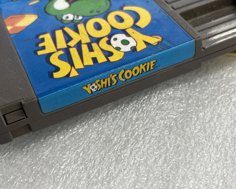 Vintage NES Yoshi's Cookie Nintendo Entertainment System1993 Video Game w/ Book
