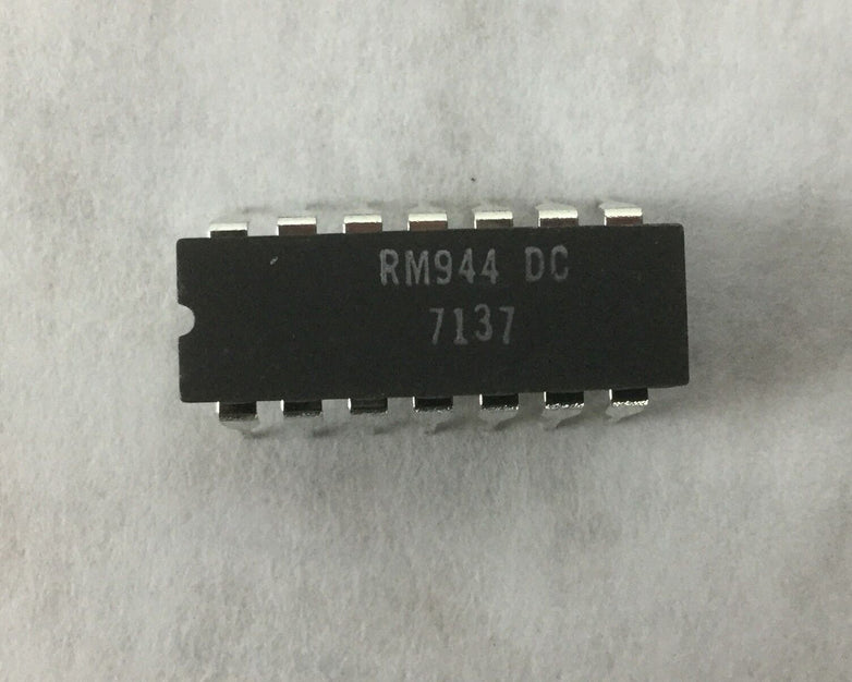 RM944 DC (7137) 14 Pin, Lot of 12, NEW