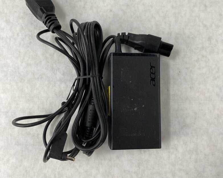 Acer ADP-65VH F 19V 3.42 A Laptop AC Adapter