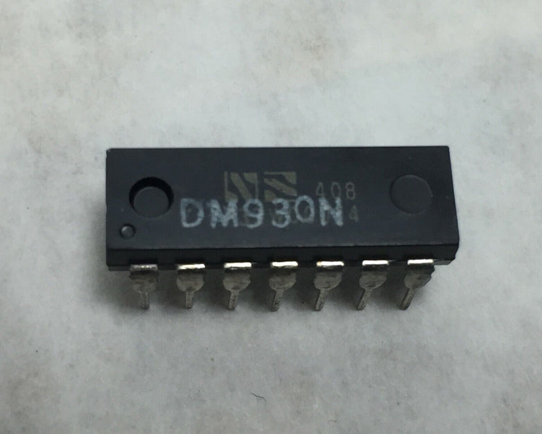 (6) DM930N Integrated Circuits Lot of 6