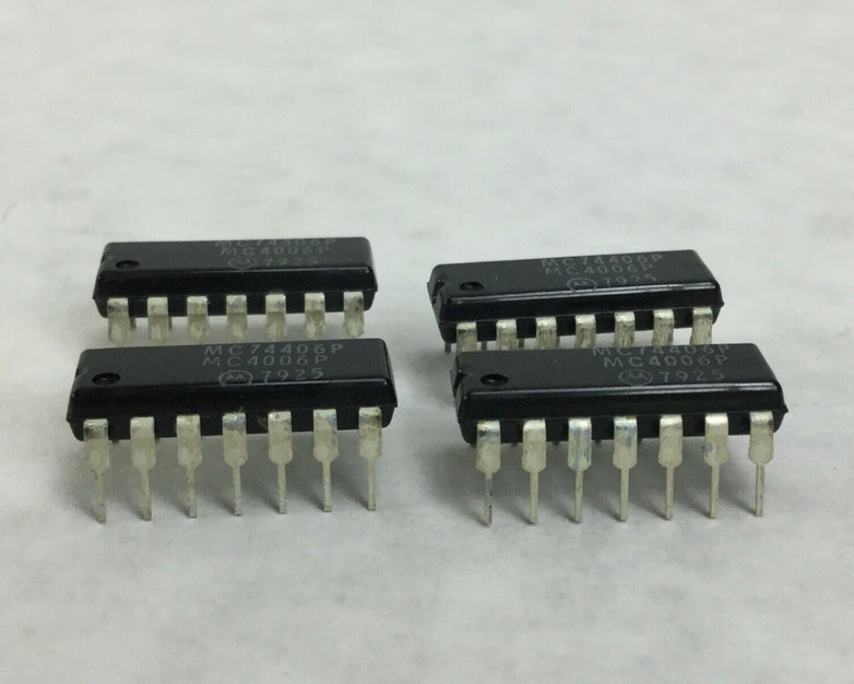 Genuine MOTOROLA MC74406P 3-To-8 Line Demultplexer/Decoder 14 Pin Dip Lot of 4
