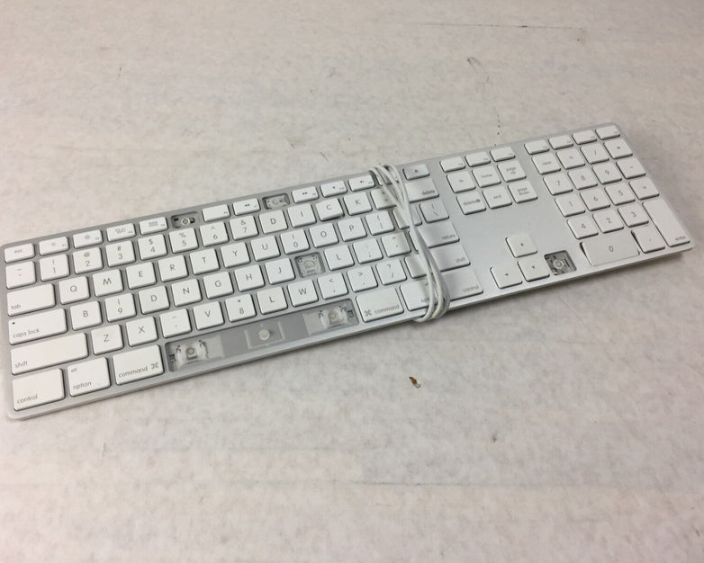Apple A1243 MB110LL/A Wired Keyboard, Numeric Keypad A1243 Parts/Repair Lot (15)
