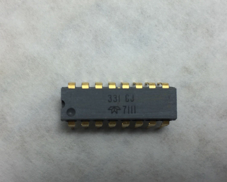 331 CJ Integrated Circuit Lot of 10