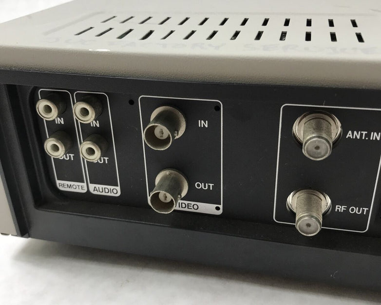 JVC BR-3700U VHS Player/Recorder 300W 2.5A 120V 60Hz