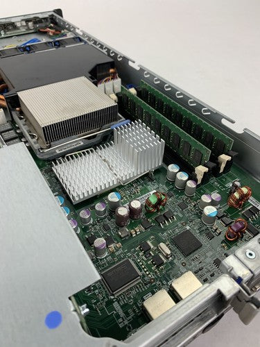 Cisco MCS 7800 4194 Core 2 Quad Q9400 2.66 GHz 8 GB RAM No OS No HDD