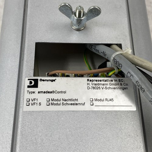 Derungs Medical Lighting amadea Control VF1 Wall Light w/ Outlets and Utilities