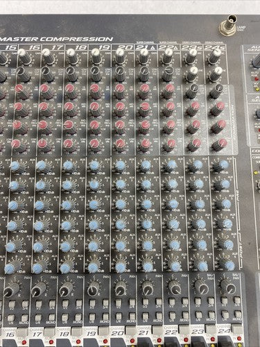 Peavey RQ 4324C Mixer-Pro Mixing Board Console