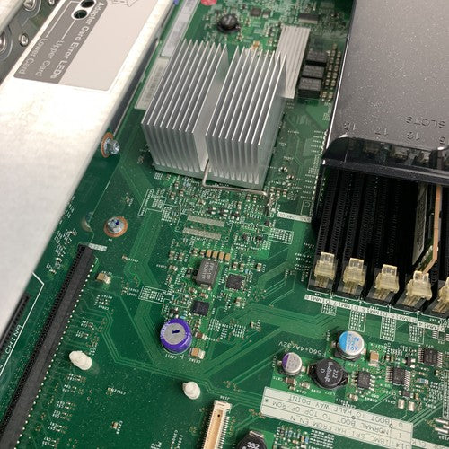 IBM System X3650 M3 Server Xeon E5620 2.4 GHz 16 GB Ram Raid M5015 No OS No HDD