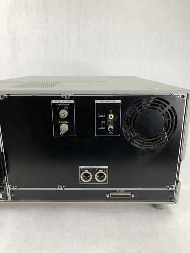 Sony Betacam SX digital Video Cassette Player DNW A22 For Parts and Repair